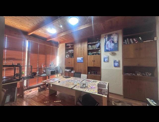 5 BEDROOM HOUSE FOR SALE IN STANDERTON CENTRAL